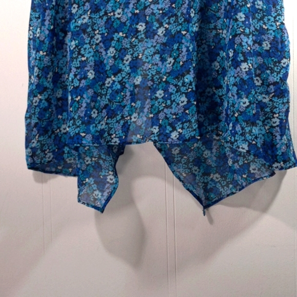 Copper Sky Sheer Floral Print Sleeveless Top - Picture 3 of 8